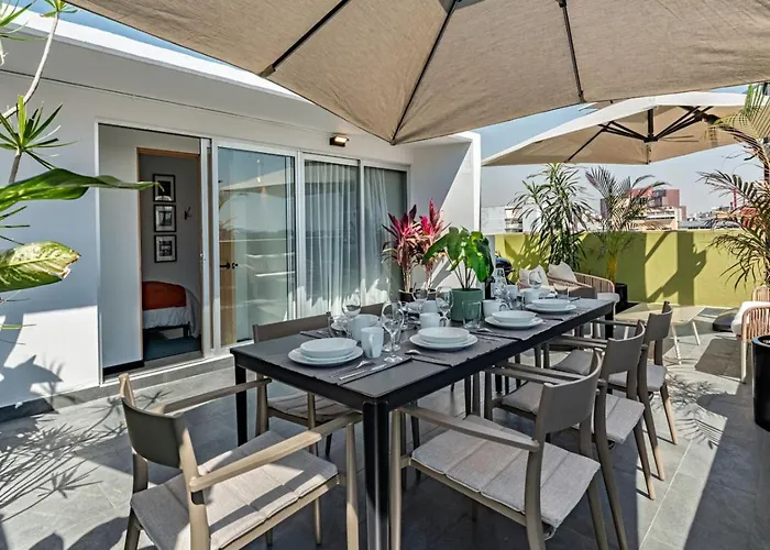 4br For 10 Terrace Living In Roma Norte