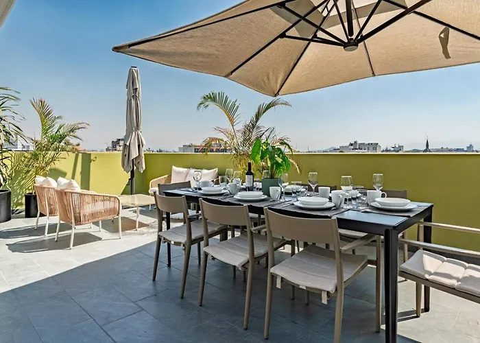 4br For 10 Terrace Living In Roma Norte