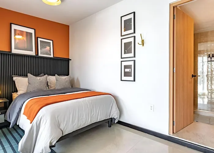 4br For 10 Terrace Living In Roma Norte